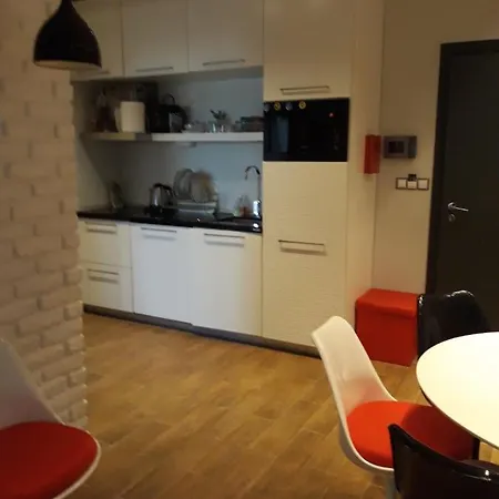 Lilies Apartment