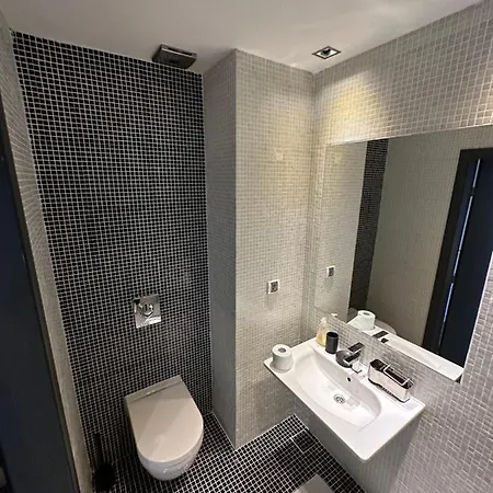 Апартамент Lilies *