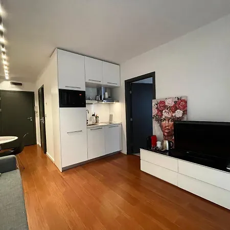 Lilies Apartment Sozopol