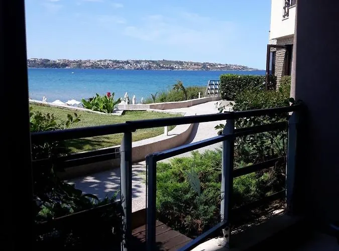 Lilies Apartament Sozopol